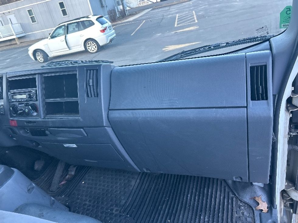 Medium Duty Box Truck-Light and Medium Duty Trucks-Isuzu-2021-NQR-Montgomery-NY-134,396\n\t\tmiles-$ 38,750 - Image 21