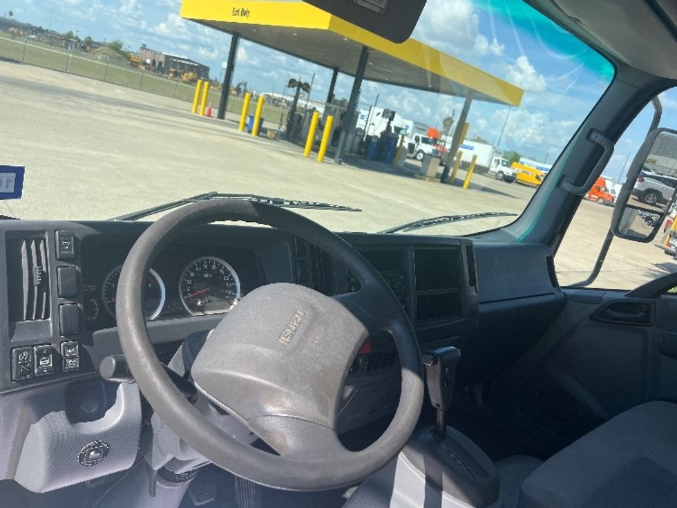 Medium Duty Box Truck-Light and Medium Duty Trucks-Isuzu-2021-NQR-San Antonio-TX-173,157\n\t\tmiles-$ 35,750 - Image 17