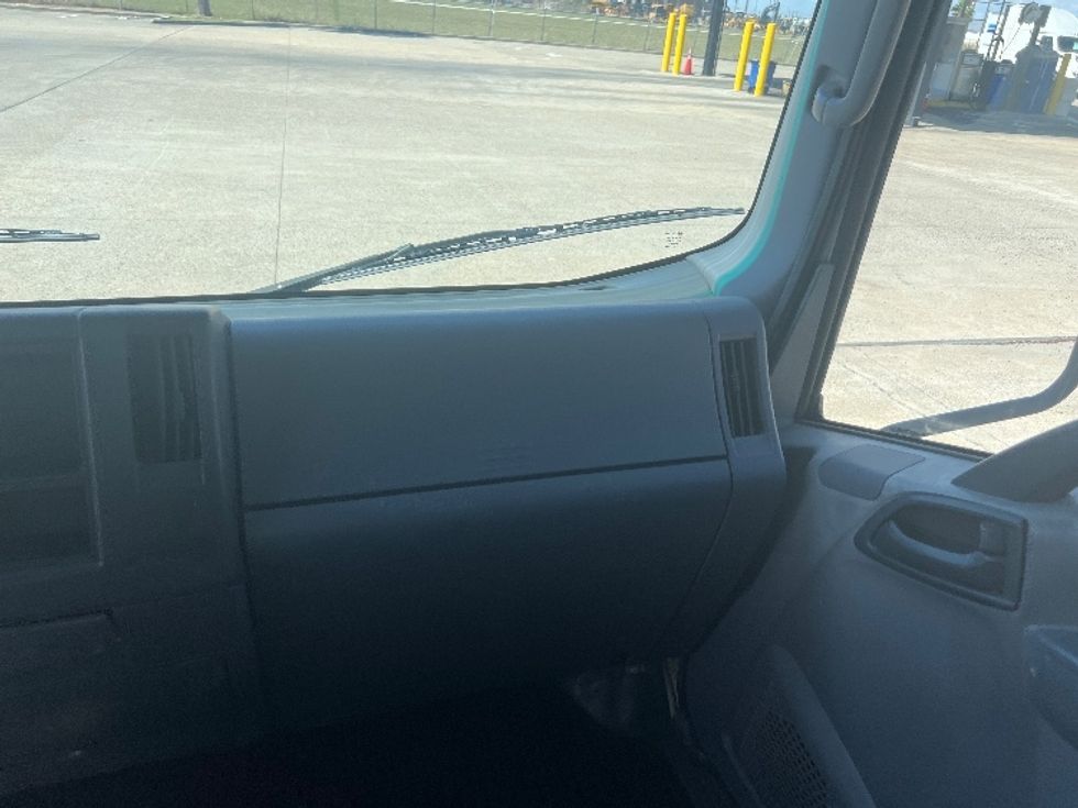 Medium Duty Box Truck-Light and Medium Duty Trucks-Isuzu-2021-NQR-San Antonio-TX-173,157\n\t\tmiles-$ 35,750 - Image 21