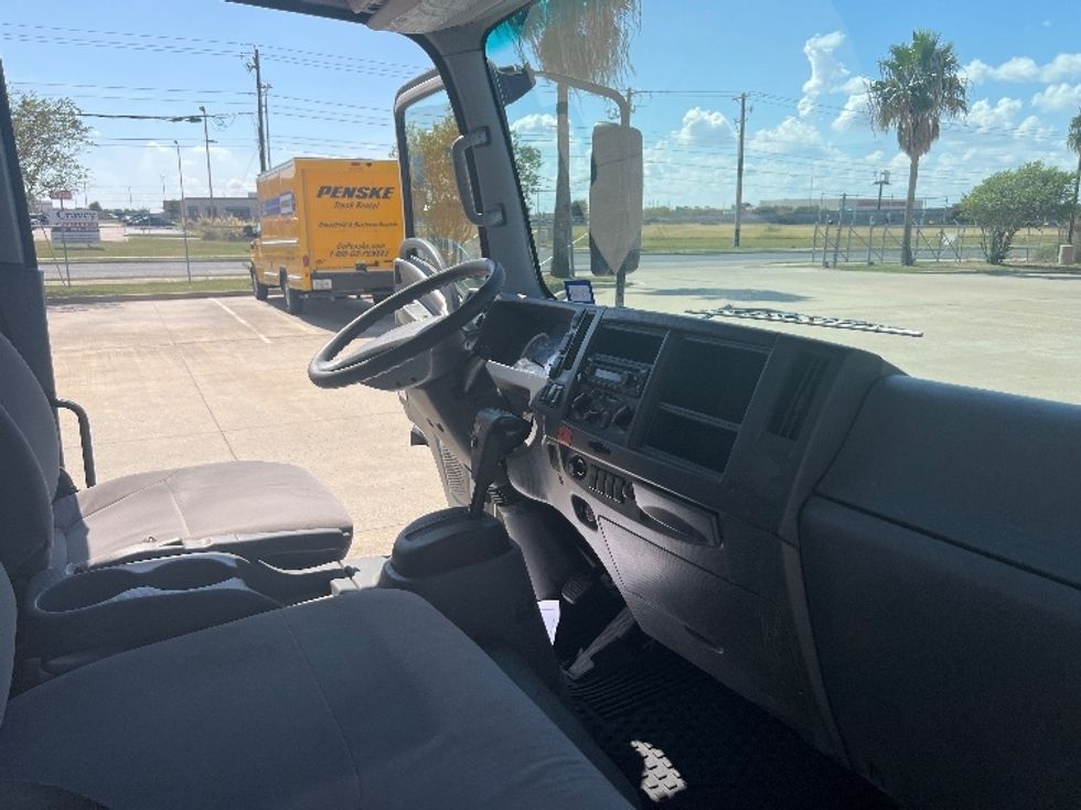 Medium Duty Box Truck-Light and Medium Duty Trucks-Isuzu-2021-NQR-San Antonio-TX-173,157\n\t\tmiles-$ 35,750 - Image 22