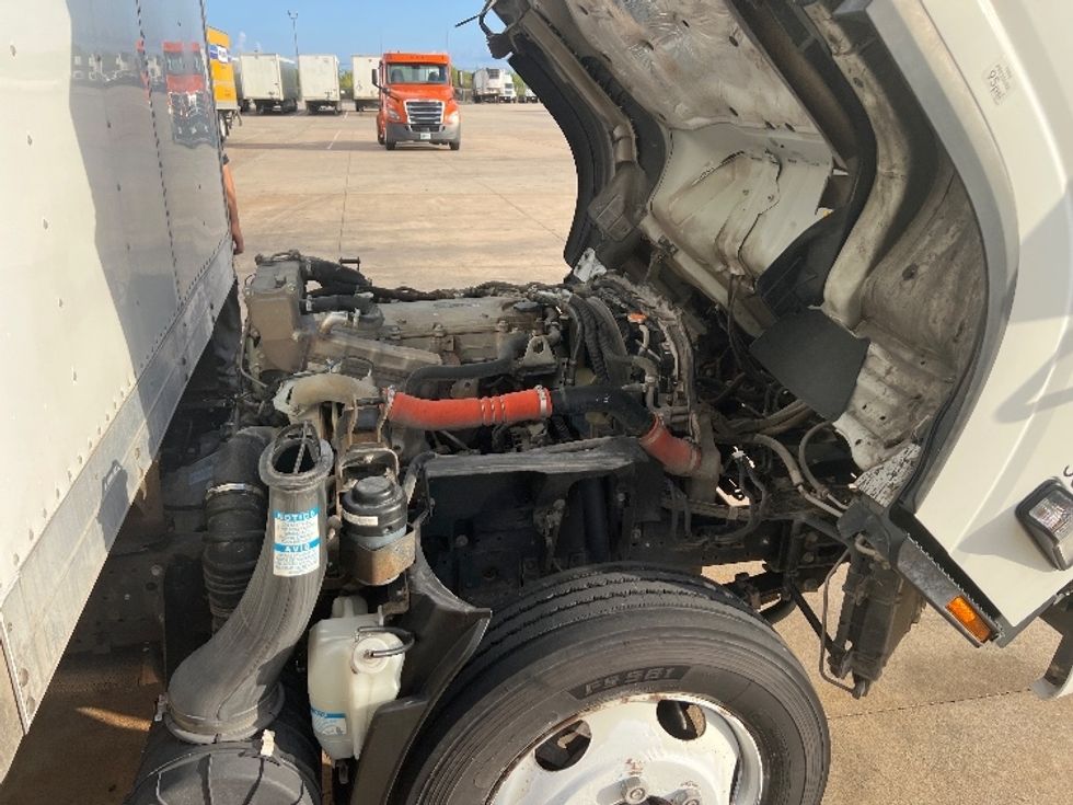 Medium Duty Box Truck-Light and Medium Duty Trucks-Isuzu-2021-NQR-San Antonio-TX-173,157\n\t\tmiles-$ 35,750 - Image 23