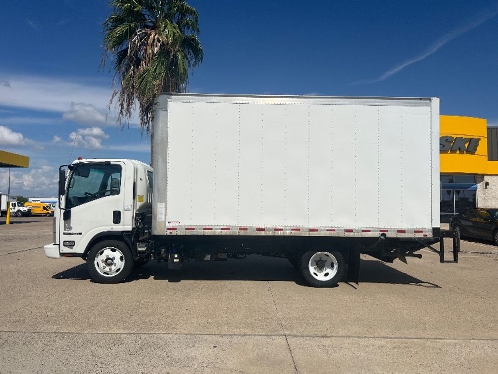 Medium Duty Box Truck-Light and Medium Duty Trucks-Isuzu-2021-NQR-San Antonio-TX-173,157\n\t\tmiles-$ 35,750 - Image 4