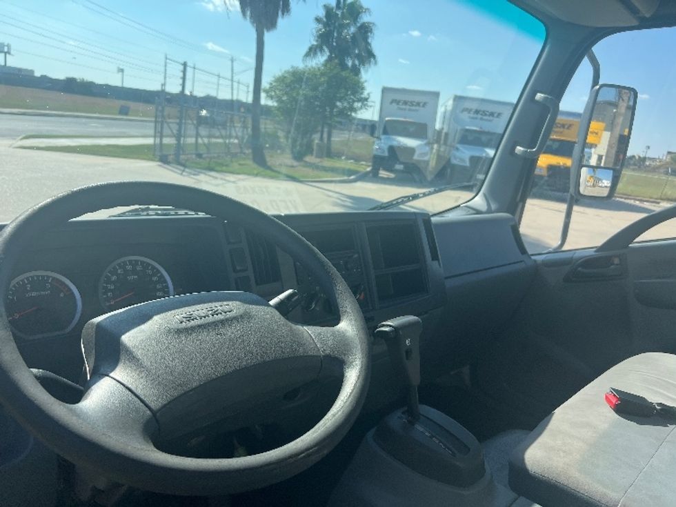 Medium Duty Box Truck-Light and Medium Duty Trucks-Isuzu-2021-NQR-San Antonio-TX-182,075\n\t\tmiles-$ 34,000 - Image 17