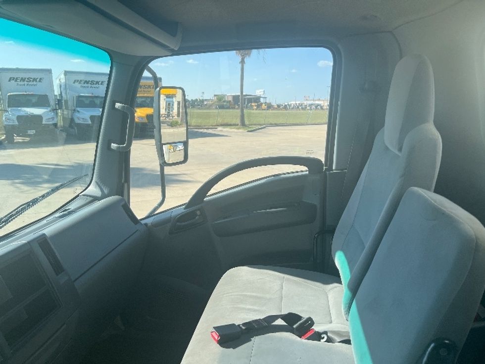 Medium Duty Box Truck-Light and Medium Duty Trucks-Isuzu-2021-NQR-San Antonio-TX-182,075\n\t\tmiles-$ 34,000 - Image 19