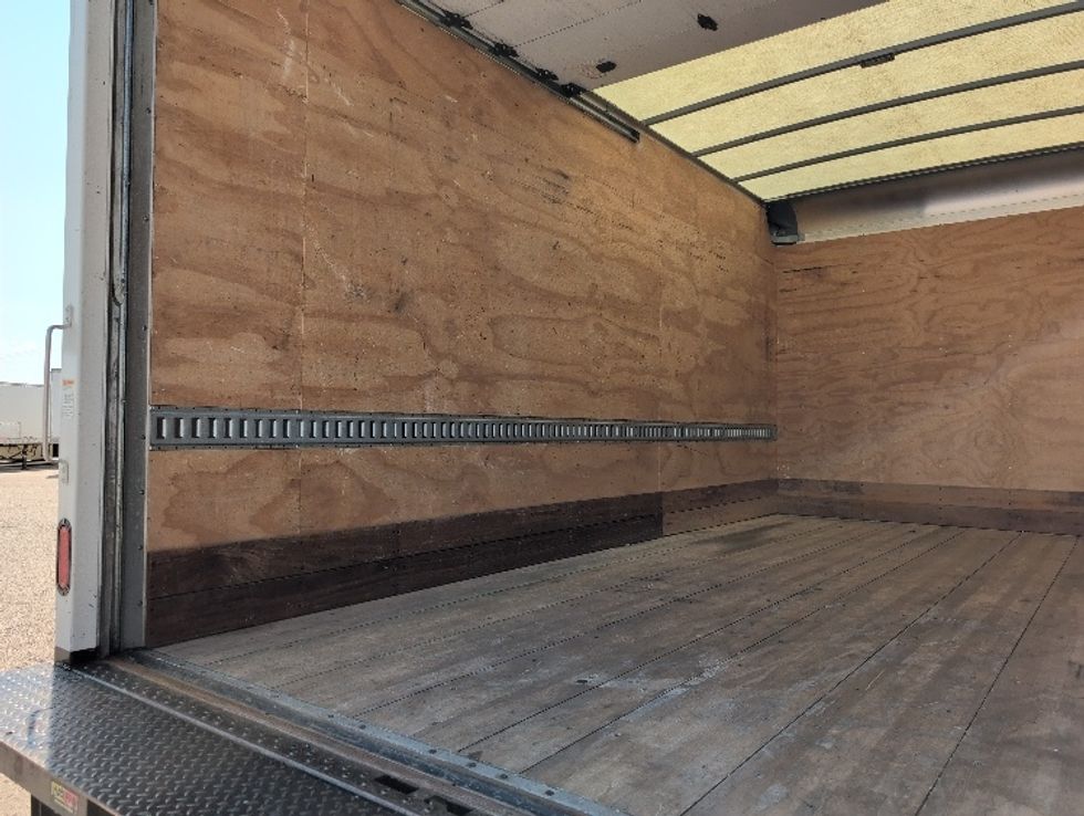 Medium Duty Box Truck-Light and Medium Duty Trucks-Isuzu-2021-NQR-San Antonio-TX-65,703\n\t\tmiles-$ 53,500 - Image 11