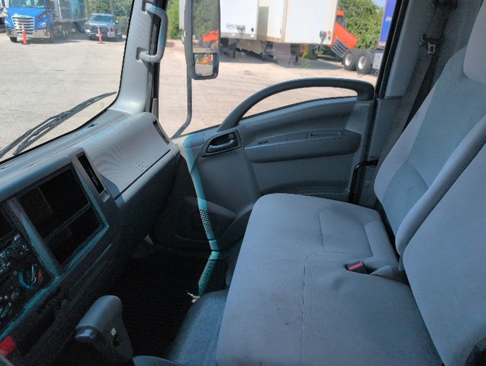 Medium Duty Box Truck-Light and Medium Duty Trucks-Isuzu-2021-NQR-San Antonio-TX-65,703\n\t\tmiles-$ 53,500 - Image 19