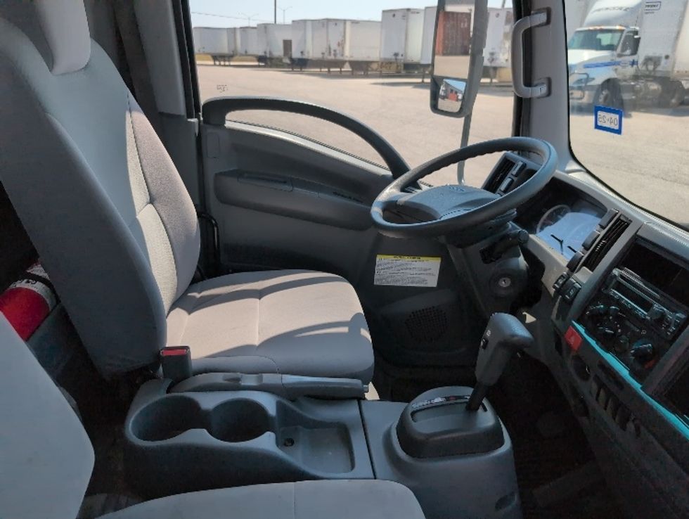 Medium Duty Box Truck-Light and Medium Duty Trucks-Isuzu-2021-NQR-San Antonio-TX-65,703\n\t\tmiles-$ 53,500 - Image 22