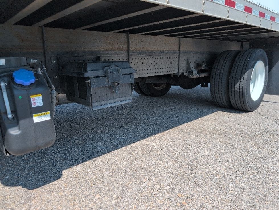 Medium Duty Box Truck-Light and Medium Duty Trucks-Isuzu-2021-NQR-San Antonio-TX-65,703\n\t\tmiles-$ 53,500 - Image 5