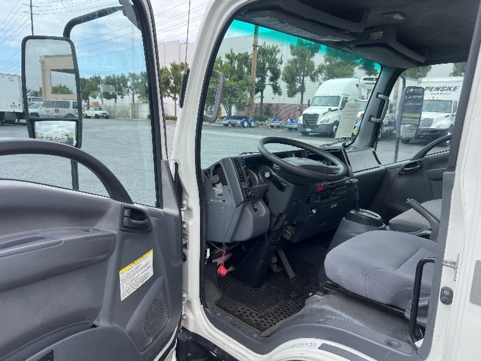 Medium Duty Box Truck-Light and Medium Duty Trucks-Isuzu-2021-NQR-Torrance-CA-103,920\n\t\tmiles-$ 48,750 - Image 16