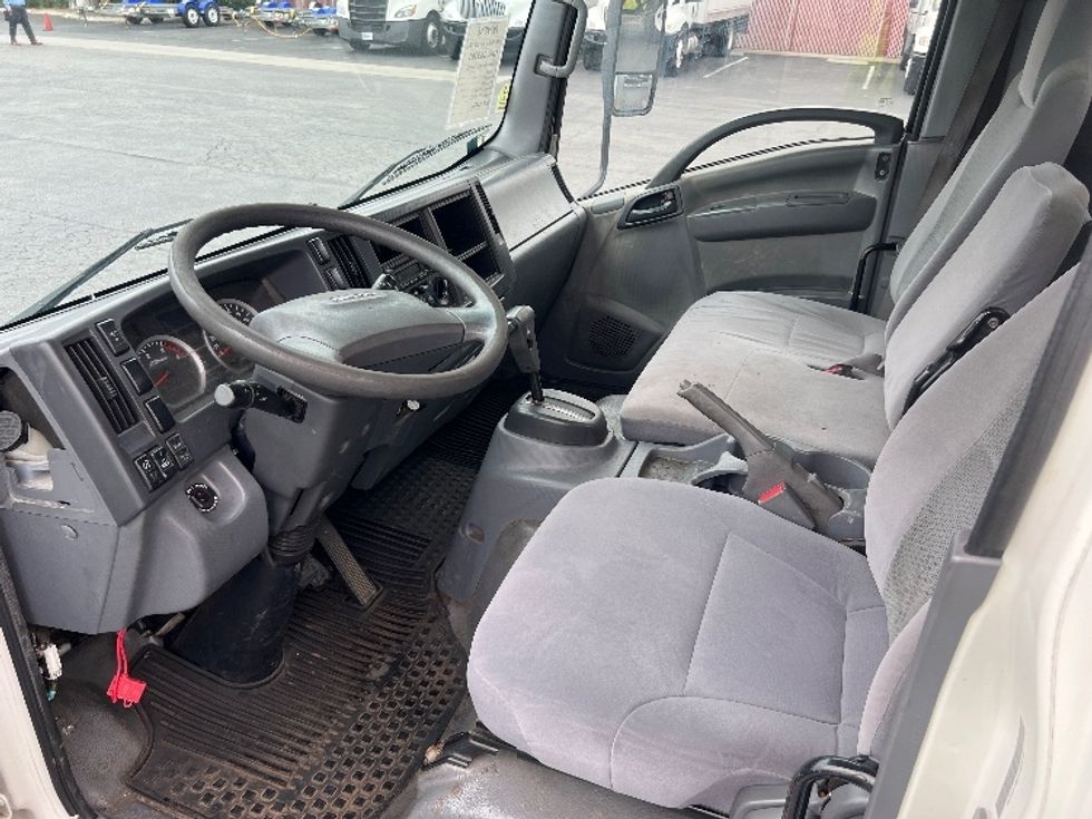 Medium Duty Box Truck-Light and Medium Duty Trucks-Isuzu-2021-NQR-Torrance-CA-103,920\n\t\tmiles-$ 48,750 - Image 17