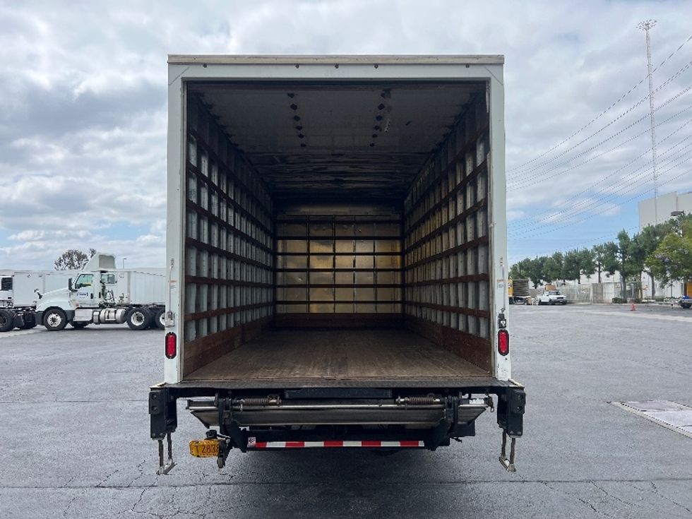 Medium Duty Box Truck-Light and Medium Duty Trucks-Isuzu-2021-NQR-Torrance-CA-103,920\n\t\tmiles-$ 48,750 - Image 8