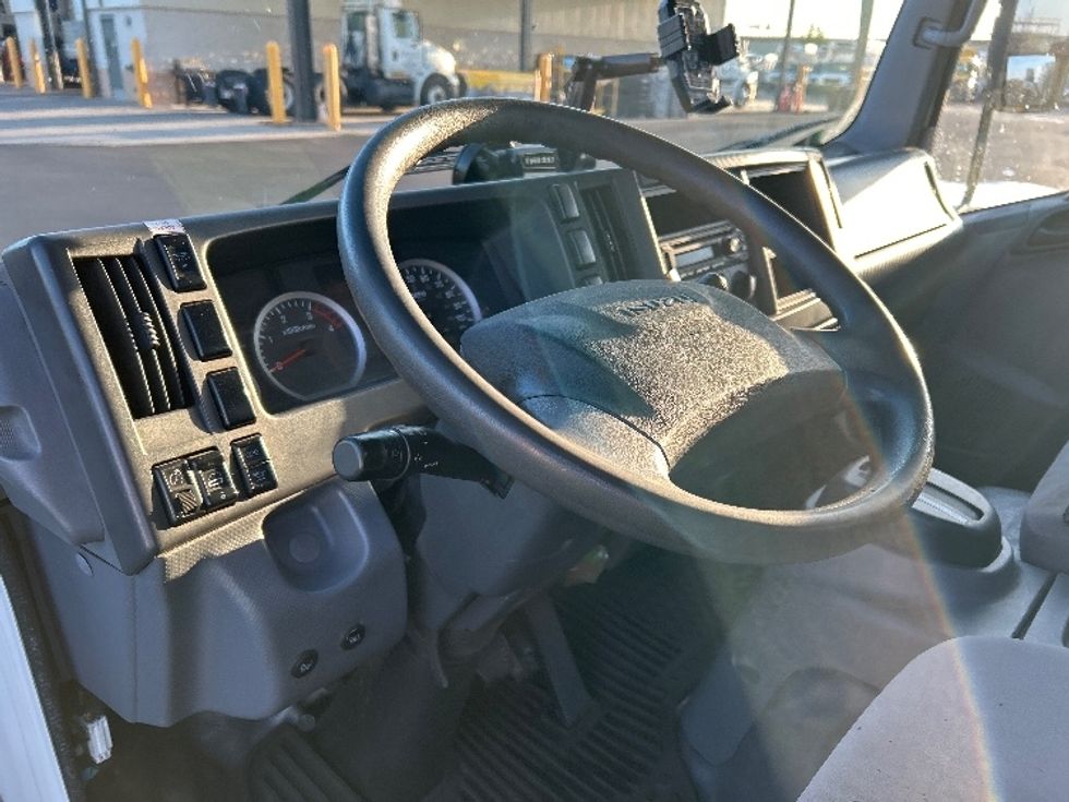 Medium Duty Box Truck-Light and Medium Duty Trucks-Isuzu-2021-NQR-Torrance-CA-127,275\n\t\tmiles-$ 45,250 - Image 17