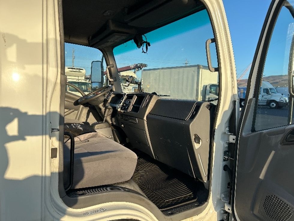 Medium Duty Box Truck-Light and Medium Duty Trucks-Isuzu-2021-NQR-Torrance-CA-127,275\n\t\tmiles-$ 45,250 - Image 20
