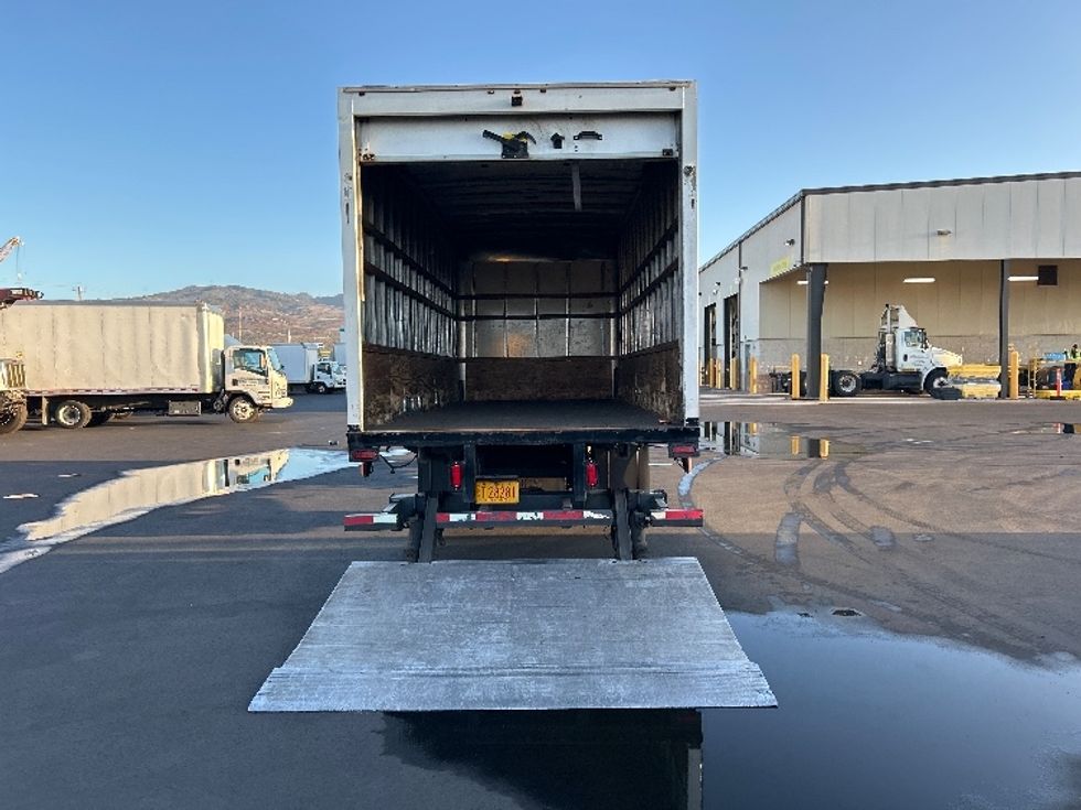 Medium Duty Box Truck-Light and Medium Duty Trucks-Isuzu-2021-NQR-Torrance-CA-127,275\n\t\tmiles-$ 45,250 - Image 9