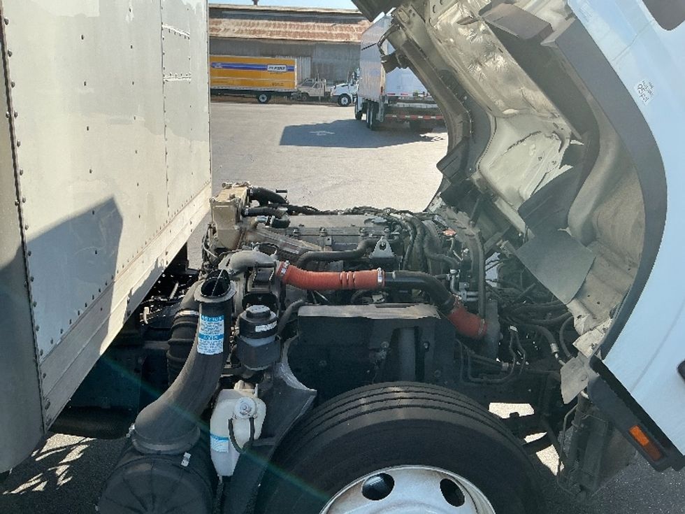 Medium Duty Box Truck-Light and Medium Duty Trucks-Isuzu-2021-NQR-Torrance-CA-93,367\n\t\tmiles-$ 49,250 - Image 23