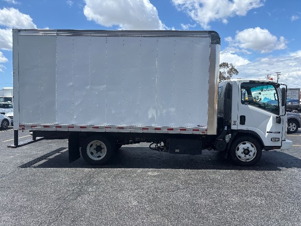Medium Duty Box Truck-Light and Medium Duty Trucks-Isuzu-2021-NQR-Torrance-CA-93,600\n\t\tmiles-$ 49,250 - Image 13