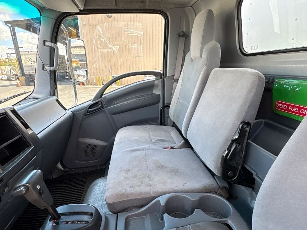 Medium Duty Box Truck-Light and Medium Duty Trucks-Isuzu-2021-NQR-Torrance-CA-93,600\n\t\tmiles-$ 49,250 - Image 17