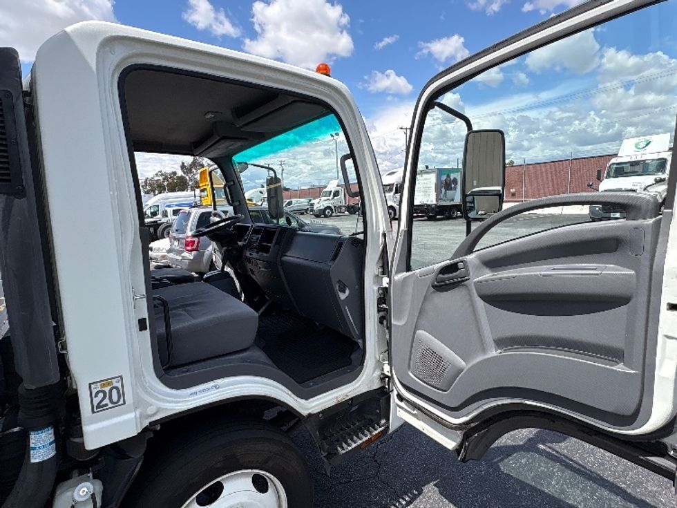 Medium Duty Box Truck-Light and Medium Duty Trucks-Isuzu-2021-NQR-Torrance-CA-93,600\n\t\tmiles-$ 49,250 - Image 18
