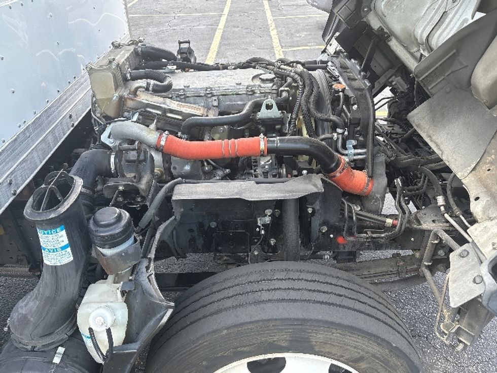 Medium Duty Box Truck-Light and Medium Duty Trucks-Isuzu-2021-NQR-Torrance-CA-93,600\n\t\tmiles-$ 49,250 - Image 21