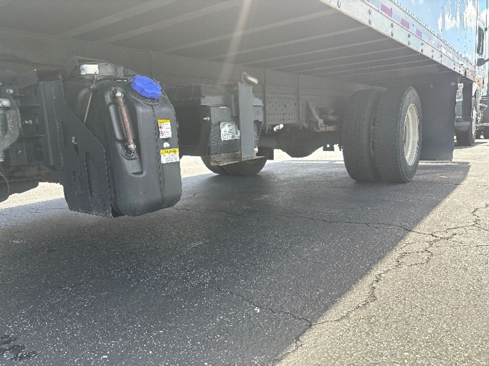 Medium Duty Box Truck-Light and Medium Duty Trucks-Isuzu-2021-NQR-Torrance-CA-93,600\n\t\tmiles-$ 49,250 - Image 5