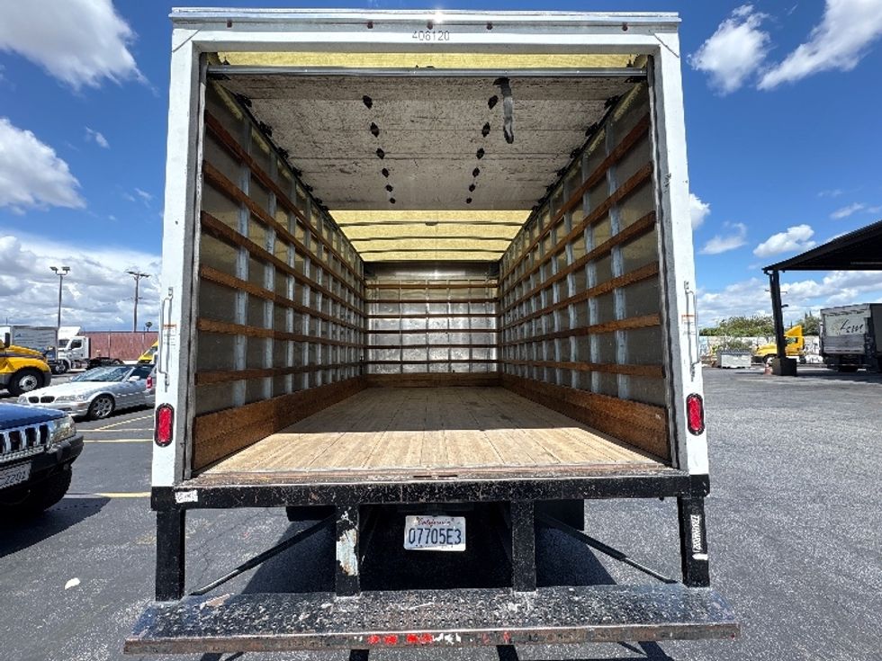 Medium Duty Box Truck-Light and Medium Duty Trucks-Isuzu-2021-NQR-Torrance-CA-93,600\n\t\tmiles-$ 49,250 - Image 8