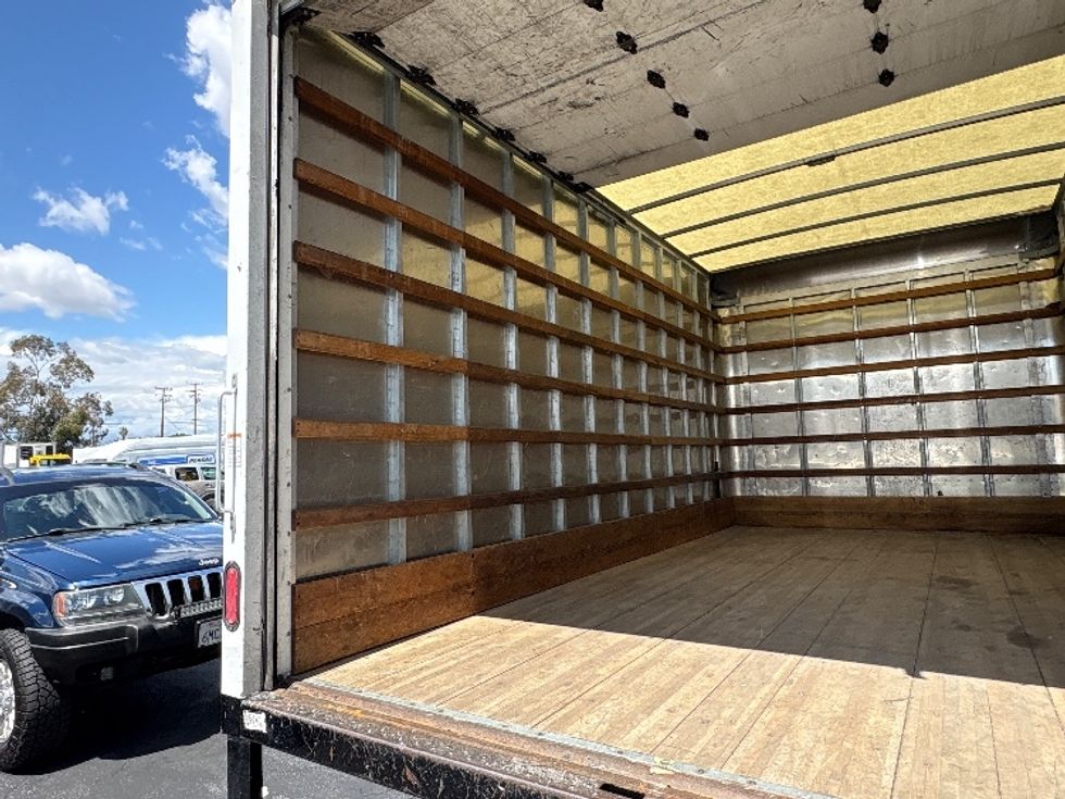 Medium Duty Box Truck-Light and Medium Duty Trucks-Isuzu-2021-NQR-Torrance-CA-93,600\n\t\tmiles-$ 49,250 - Image 9