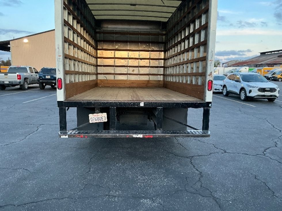 Medium Duty Box Truck-Light and Medium Duty Trucks-Isuzu-2021-NQR-Torrance-CA-94,904\n\t\tmiles-$ 49,000 - Image 9