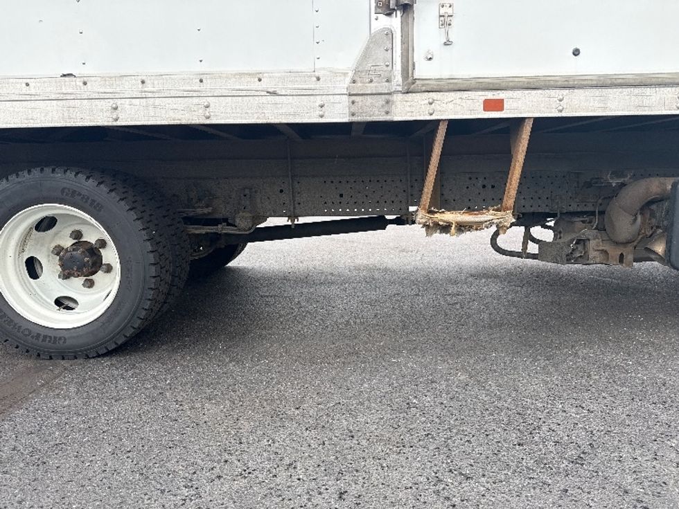Medium Duty Box Truck-Light and Medium Duty Trucks-Isuzu-2021-NQR-West Babylon-NY-101,204\n\t\tmiles-$ 45,000 - Image 13