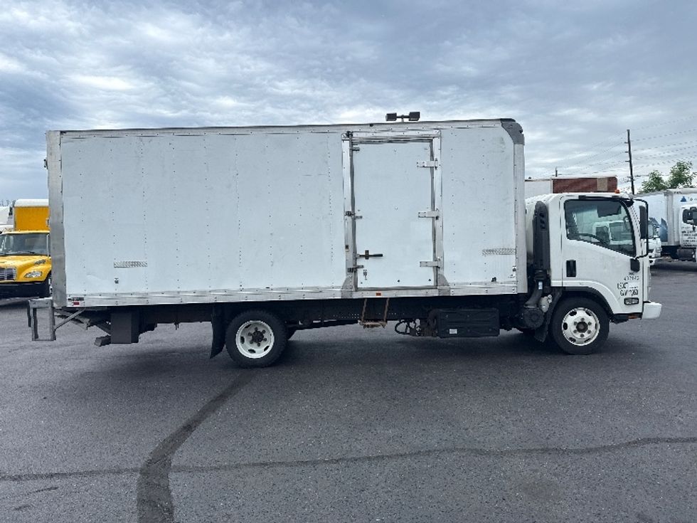 Medium Duty Box Truck-Light and Medium Duty Trucks-Isuzu-2021-NQR-West Babylon-NY-101,204\n\t\tmiles-$ 45,000 - Image 14