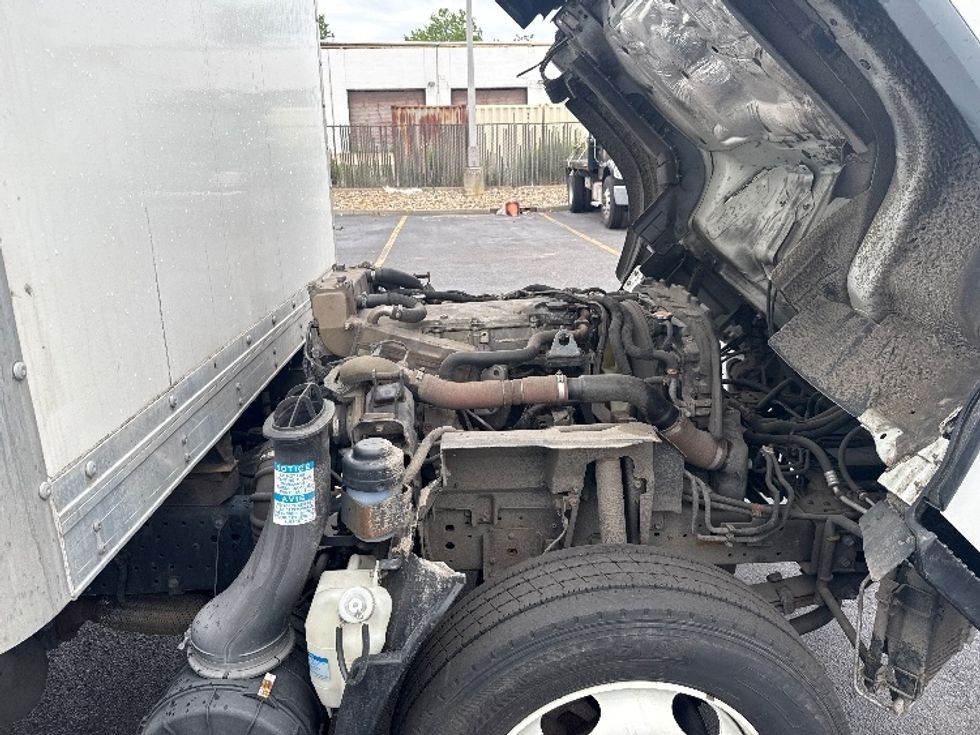 Medium Duty Box Truck-Light and Medium Duty Trucks-Isuzu-2021-NQR-West Babylon-NY-101,204\n\t\tmiles-$ 45,000 - Image 22