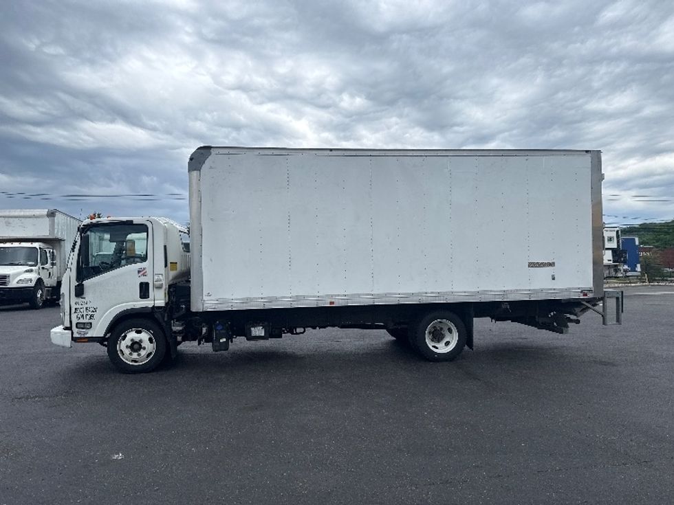 Medium Duty Box Truck-Light and Medium Duty Trucks-Isuzu-2021-NQR-West Babylon-NY-101,204\n\t\tmiles-$ 45,000 - Image 4