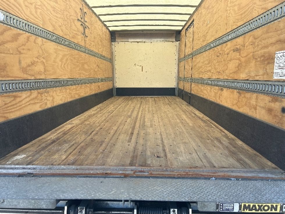 Medium Duty Box Truck-Light and Medium Duty Trucks-Isuzu-2021-NQR-West Babylon-NY-104,169\n\t\tmiles-$ 44,750 - Image 10