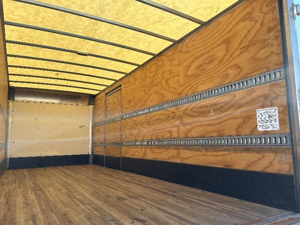 Medium Duty Box Truck-Light and Medium Duty Trucks-Isuzu-2021-NQR-West Babylon-NY-119,274\n\t\tmiles-$ 43,000 - Image 12