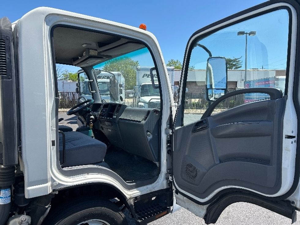 Medium Duty Box Truck-Light and Medium Duty Trucks-Isuzu-2021-NQR-West Babylon-NY-119,274\n\t\tmiles-$ 43,000 - Image 20