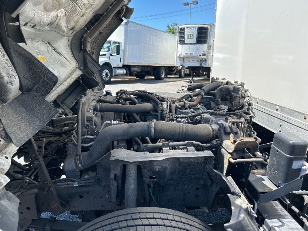 Medium Duty Box Truck-Light and Medium Duty Trucks-Isuzu-2021-NQR-West Babylon-NY-119,274\n\t\tmiles-$ 43,000 - Image 24