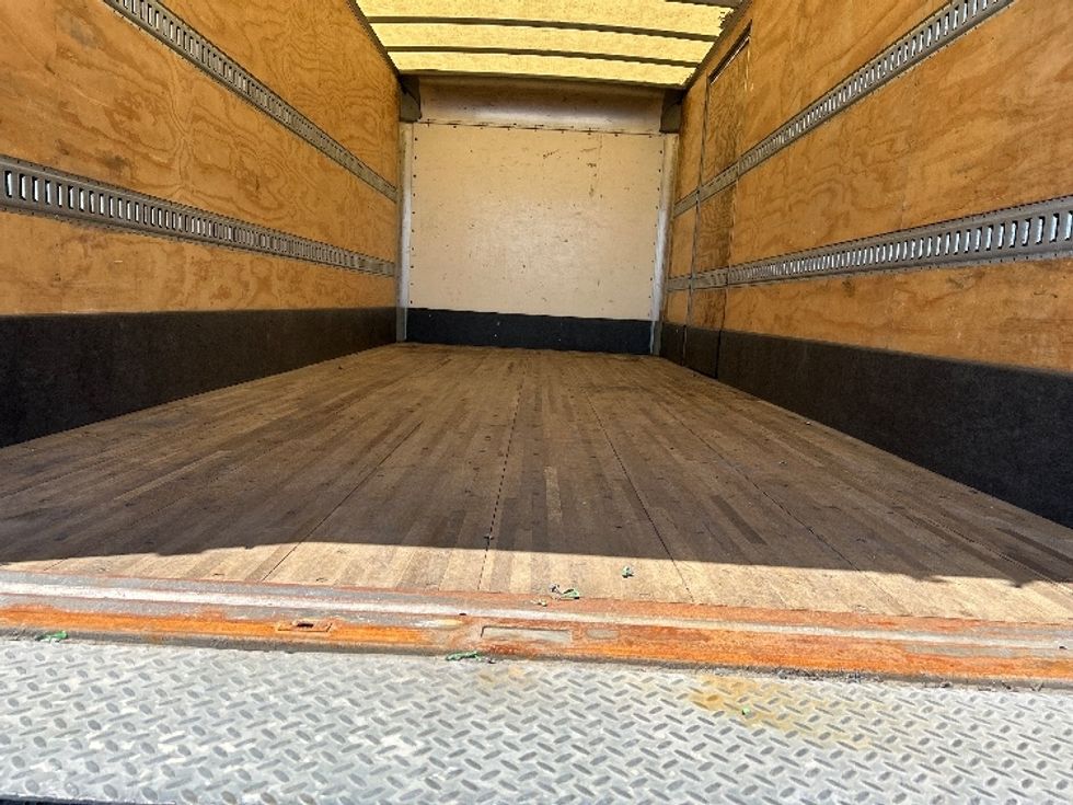 Medium Duty Box Truck-Light and Medium Duty Trucks-Isuzu-2021-NQR-West Babylon-NY-119,274\n\t\tmiles-$ 45,000 - Image 10