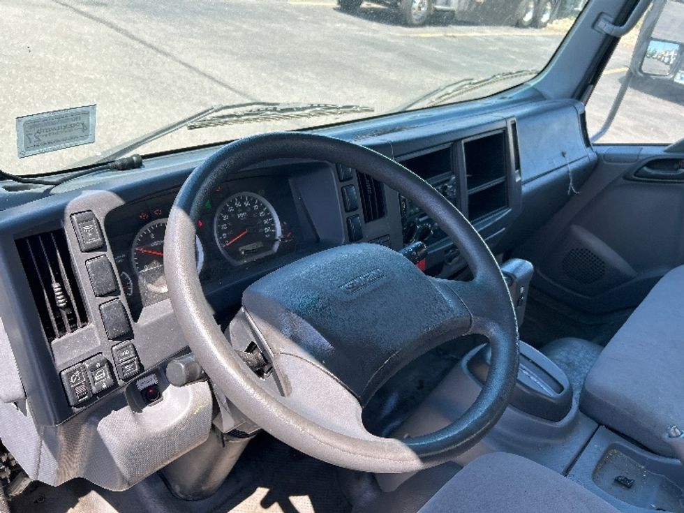 Medium Duty Box Truck-Light and Medium Duty Trucks-Isuzu-2021-NQR-West Babylon-NY-119,274\n\t\tmiles-$ 45,000 - Image 17