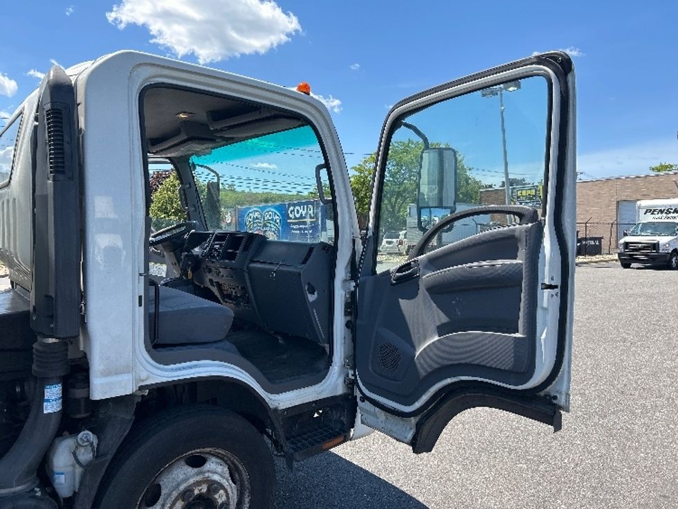 Medium Duty Box Truck-Light and Medium Duty Trucks-Isuzu-2021-NQR-West Babylon-NY-119,274\n\t\tmiles-$ 45,000 - Image 20