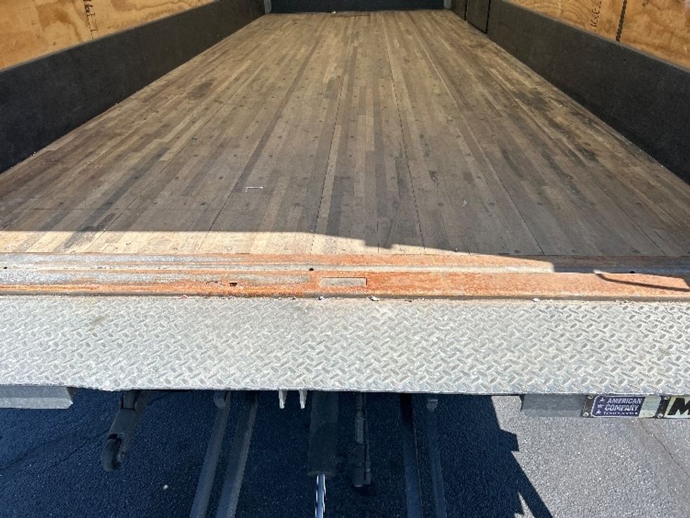Medium Duty Box Truck-Light and Medium Duty Trucks-Isuzu-2021-NQR-West Babylon-NY-119,788\n\t\tmiles-$ 44,750 - Image 10
