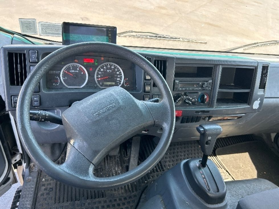 Medium Duty Box Truck-Light and Medium Duty Trucks-Isuzu-2021-NQR-West Babylon-NY-119,788\n\t\tmiles-$ 44,750 - Image 18