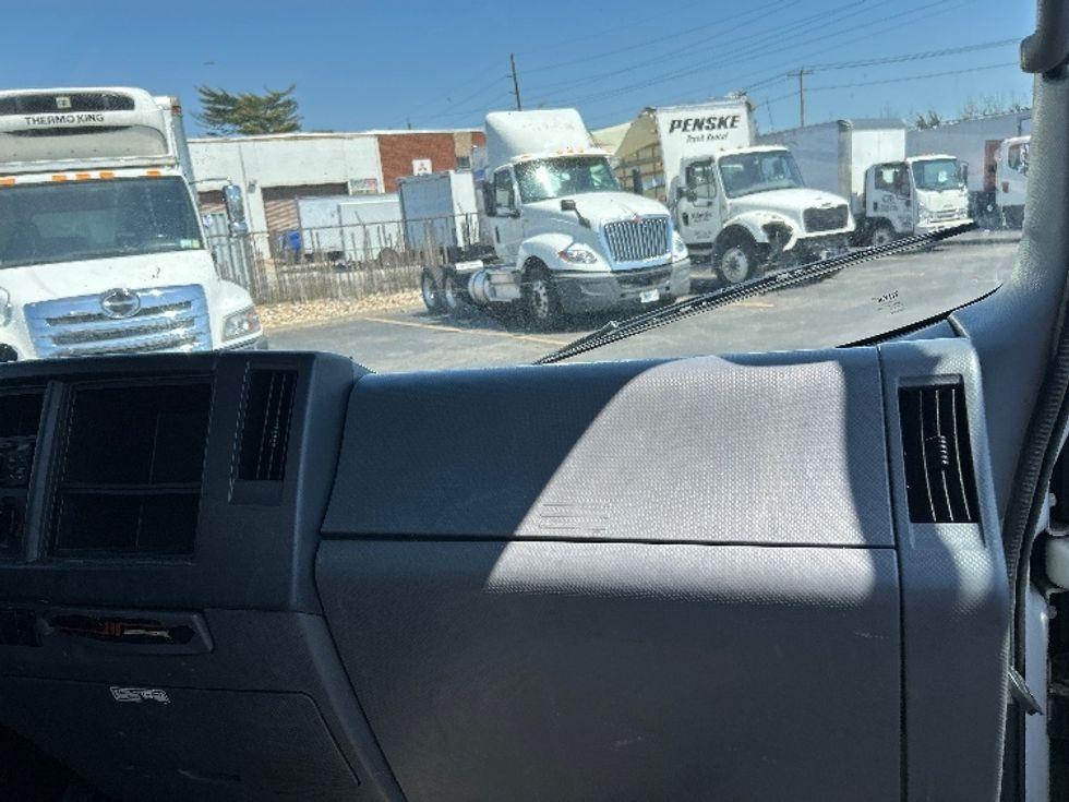 Medium Duty Box Truck-Light and Medium Duty Trucks-Isuzu-2021-NQR-West Babylon-NY-119,788\n\t\tmiles-$ 44,750 - Image 21