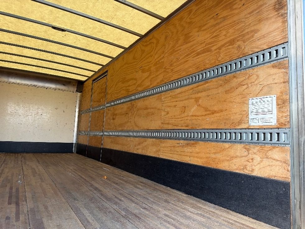 Medium Duty Box Truck-Light and Medium Duty Trucks-Isuzu-2021-NQR-West Babylon-NY-126,217\n\t\tmiles-$ 41,500 - Image 12