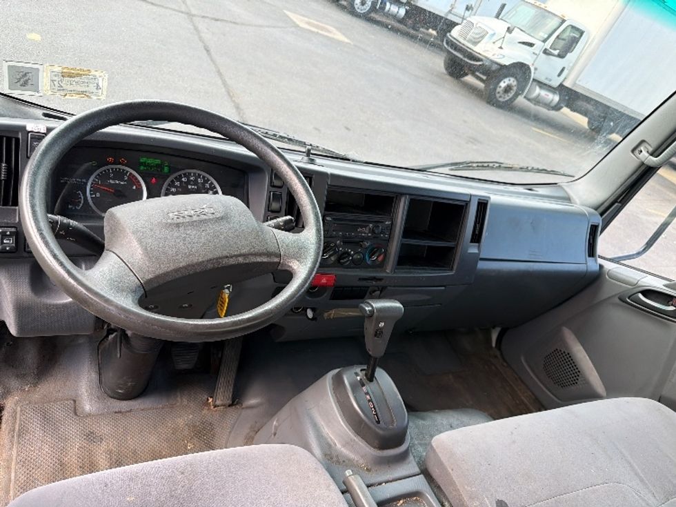 Medium Duty Box Truck-Light and Medium Duty Trucks-Isuzu-2021-NQR-West Babylon-NY-126,217\n\t\tmiles-$ 41,500 - Image 18