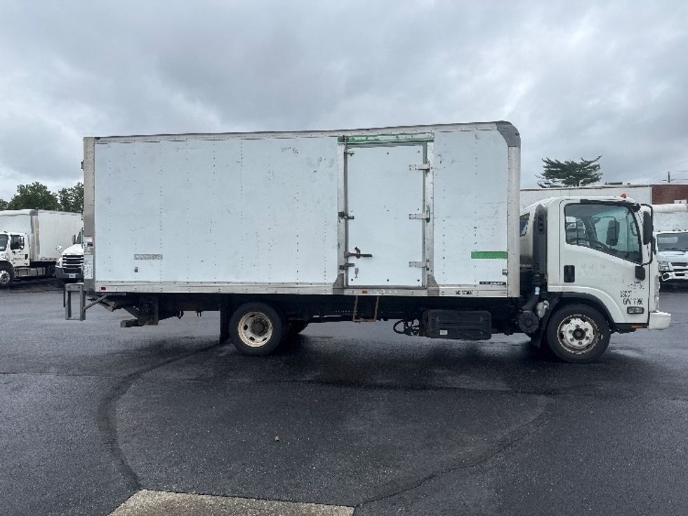 Medium Duty Box Truck-Light and Medium Duty Trucks-Isuzu-2021-NQR-West Babylon-NY-149,147\n\t\tmiles-$ 36,500 - Image 15
