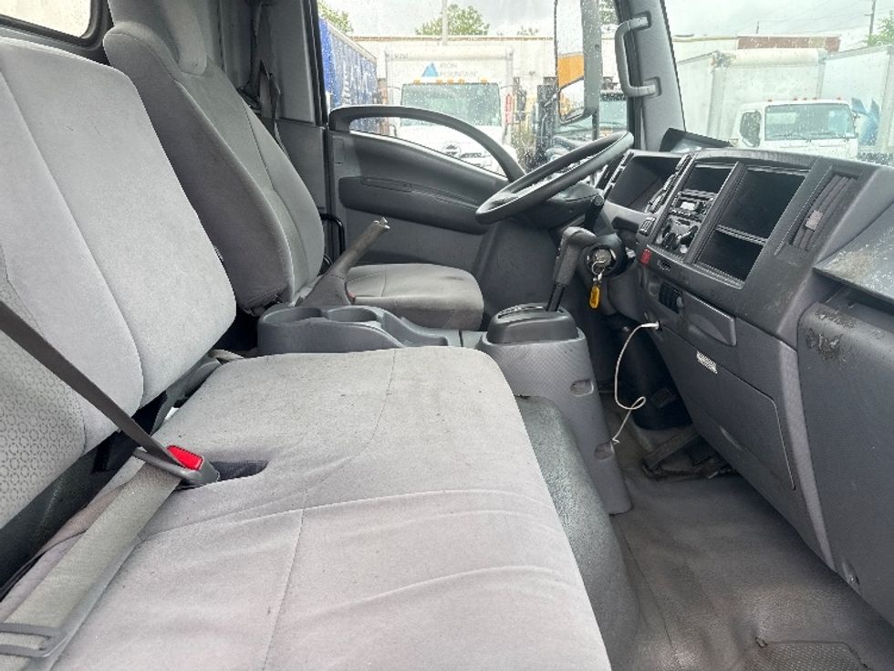 Medium Duty Box Truck-Light and Medium Duty Trucks-Isuzu-2021-NQR-West Babylon-NY-149,147\n\t\tmiles-$ 36,500 - Image 22