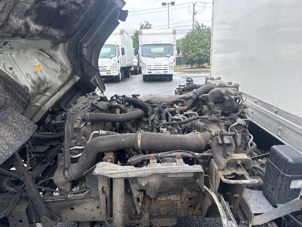 Medium Duty Box Truck-Light and Medium Duty Trucks-Isuzu-2021-NQR-West Babylon-NY-149,147\n\t\tmiles-$ 36,500 - Image 24