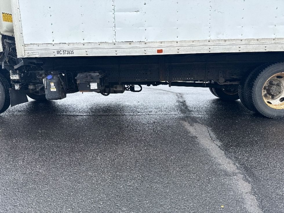 Medium Duty Box Truck-Light and Medium Duty Trucks-Isuzu-2021-NQR-West Babylon-NY-149,147\n\t\tmiles-$ 36,500 - Image 5