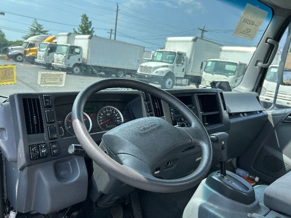 Medium Duty Box Truck-Light and Medium Duty Trucks-Isuzu-2021-NQR-West Babylon-NY-92,451\n\t\tmiles-$ 43,000 - Image 17