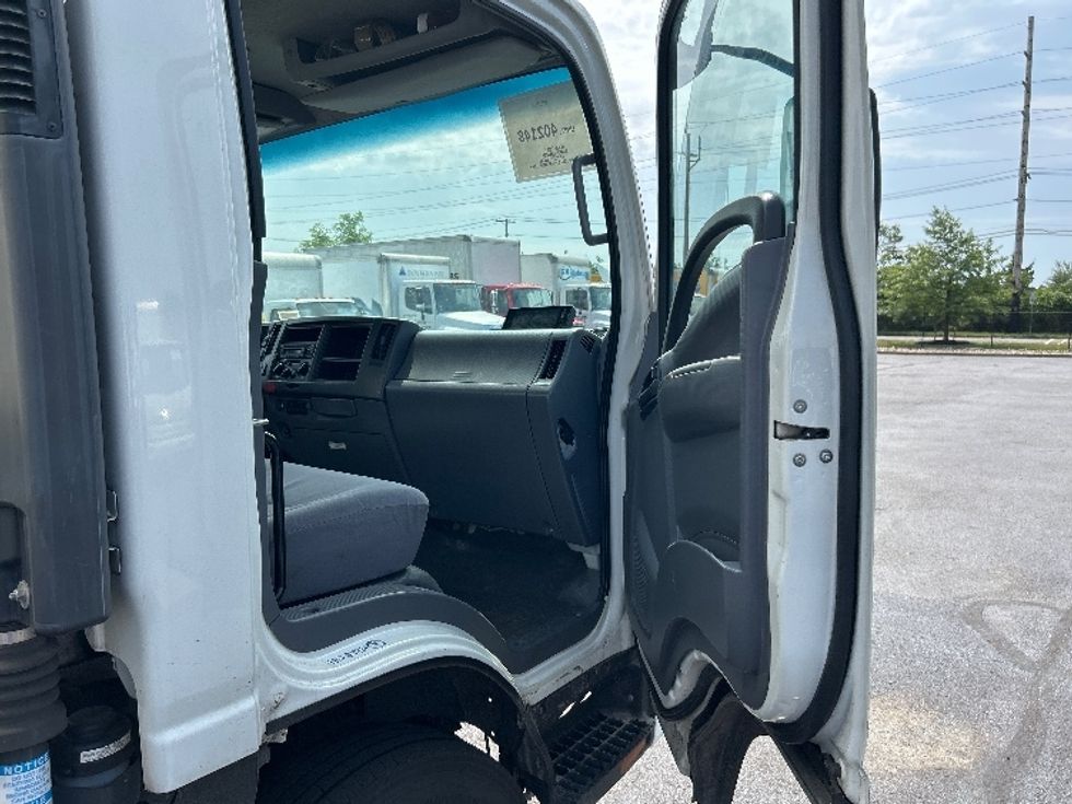 Medium Duty Box Truck-Light and Medium Duty Trucks-Isuzu-2021-NQR-West Babylon-NY-92,451\n\t\tmiles-$ 43,000 - Image 20