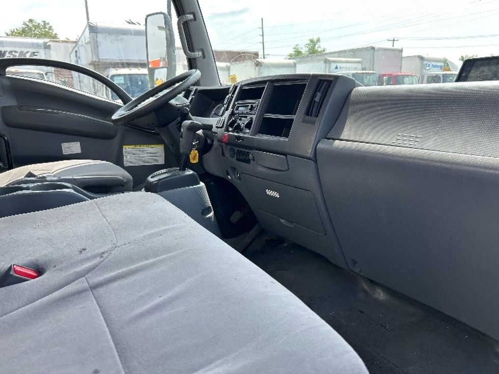 Medium Duty Box Truck-Light and Medium Duty Trucks-Isuzu-2021-NQR-West Babylon-NY-92,451\n\t\tmiles-$ 43,000 - Image 22